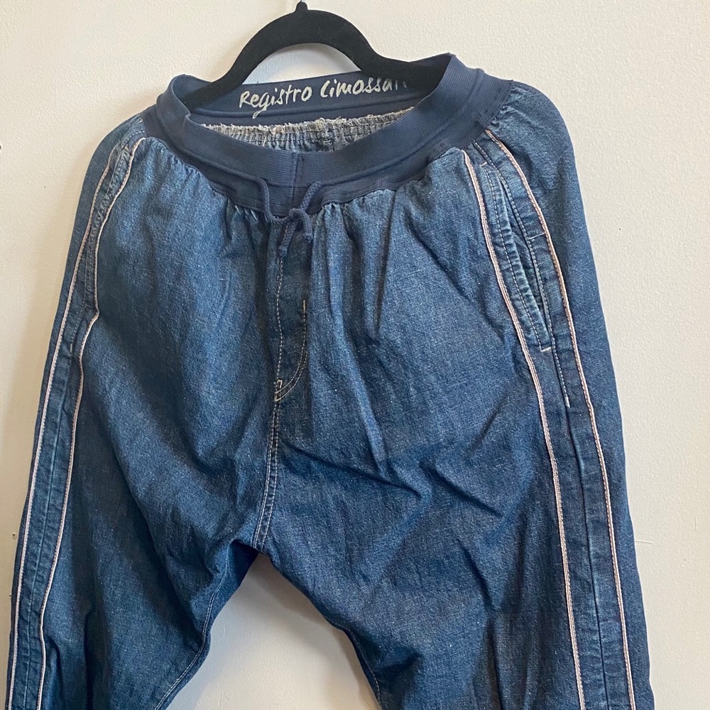 Casual Jeans.